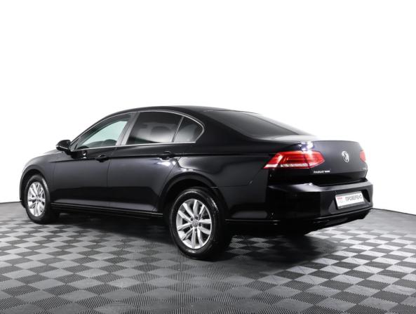Volkswagen Passat B8 с пробегом 2016 года, цена 1 685 000 рублей, 160089 км, седан, Автокод Объявления