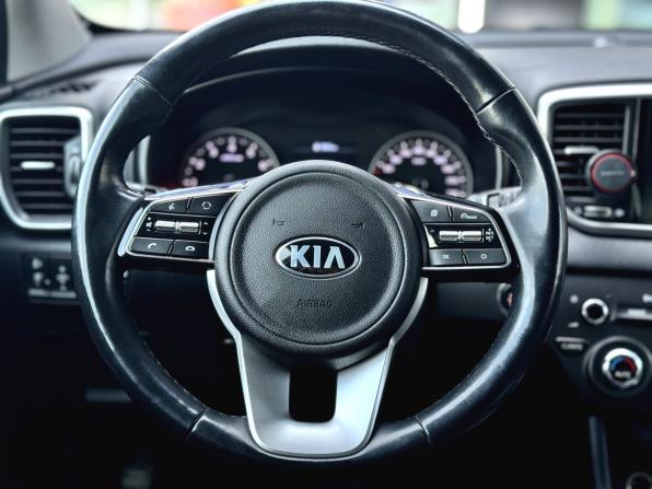 Kia Sportage IV Рестайлинг с пробегом 2021 года, цена 2 650 000 рублей, 92527 км, внедорожник, Автокод Объявления