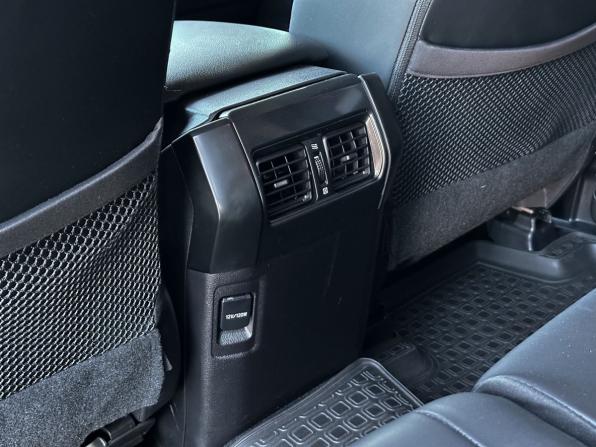 Toyota Land Cruiser Prado 150 Series Рестайлинг 1 с пробегом 2015 года, цена 3 780 000 рублей, 190601 км, внедорожник, Автокод Объявления