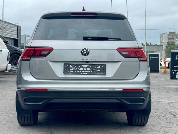 Volkswagen Tiguan II Рестайлинг с пробегом 2021 года, цена 2 270 000 рублей, 55300 км, внедорожник, Автокод Объявления