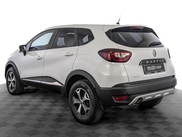 Renault Kaptur I с пробегом 2017 года, цена 1 345 000 рублей, 75207 км, внедорожник, Автокод Объявления