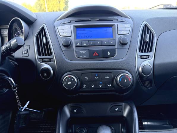 Hyundai ix35 I Рестайлинг с пробегом 2013 года, цена 1 240 000 рублей, 180073 км, внедорожник, Автокод Объявления