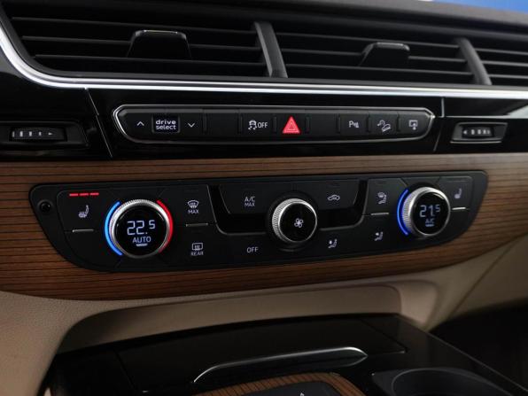 Audi Q7 II (4M) с пробегом 2016 года, цена 4 299 077 рублей, 115944 км, внедорожник, Автокод Объявления