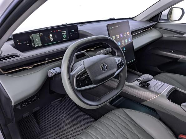 Changan Lamore с пробегом 2023 года, цена 1 755 000 рублей, 61939 км, седан, Автокод Объявления