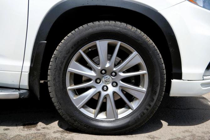Toyota Highlander III (XU50) с пробегом 2014 года, цена 2 270 000 рублей, 248024 км, внедорожник, Автокод Объявления
