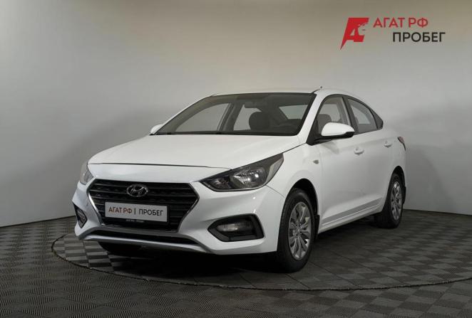 Hyundai Solaris II с пробегом 2018 года, цена 1 100 000 рублей, 77190 км, седан, Автокод Объявления