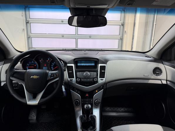 Chevrolet Cruze I с пробегом 2012 года, цена 750 000 рублей, 200319 км, хэтчбек, Автокод Объявления