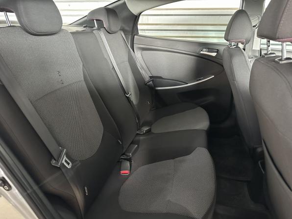 Hyundai Solaris I с пробегом 2013 года, цена 690 000 рублей, 200058 км, седан, Автокод Объявления