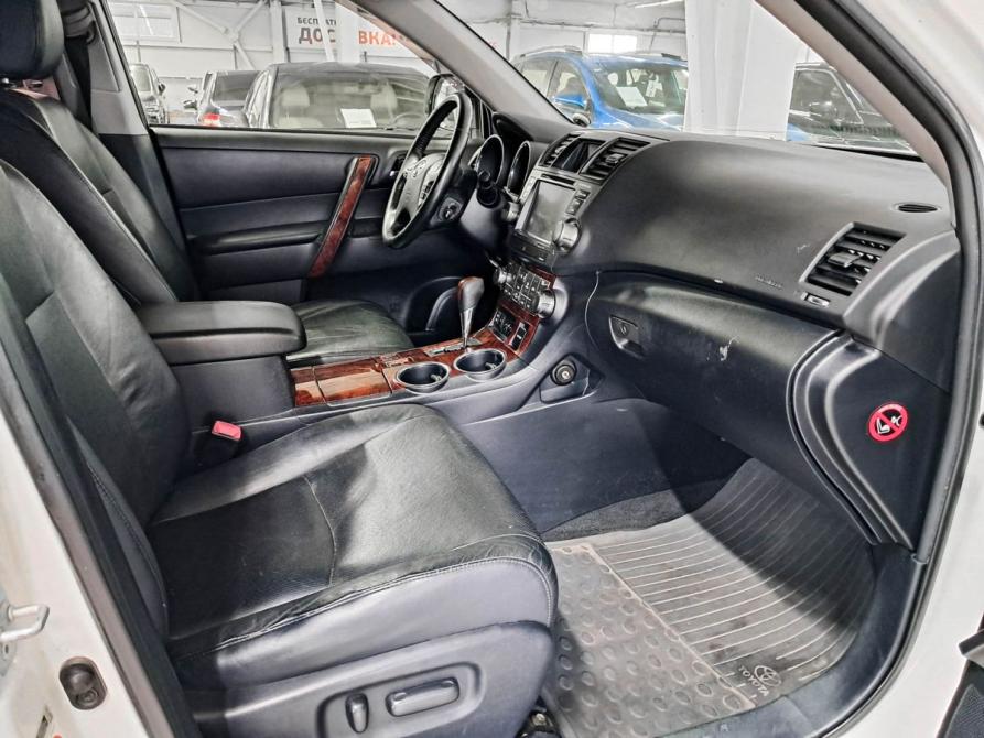 Toyota Highlander II (XU40) Рестайлинг Набережные Челны  - изображение 16