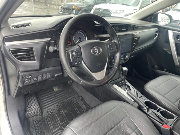 Toyota Corolla XI (E160 E170 E180) с пробегом 2013 года, цена 1 570 000 рублей, 127405 км, седан, Автокод Объявления