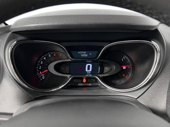 Renault Kaptur I с пробегом 2017 года, цена 1 375 000 рублей, 143742 км, внедорожник, Автокод Объявления