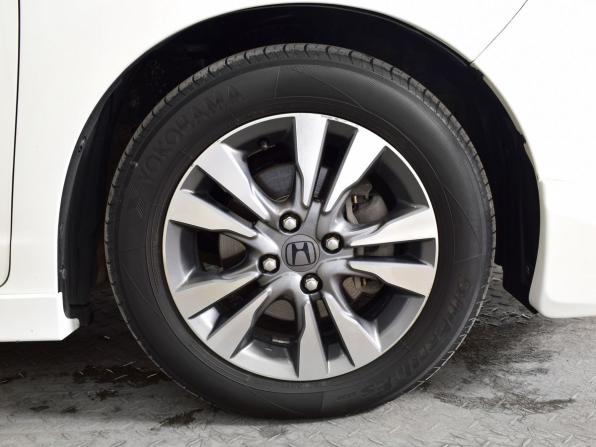 Honda Insight II Рестайлинг с пробегом 2012 года, цена 1 275 995 рублей, 135640 км, хэтчбек, Автокод Объявления