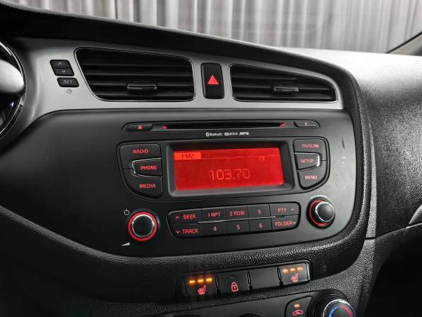 Kia Ceed II с пробегом 2015 года, цена 715 000 рублей, 255026 км, универсал, Автокод Объявления