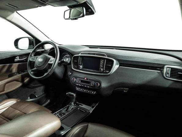 Kia Sorento III Prime Рестайлинг с пробегом 2019 года, цена 2 699 777 рублей, 112894 км, внедорожник, Автокод Объявления