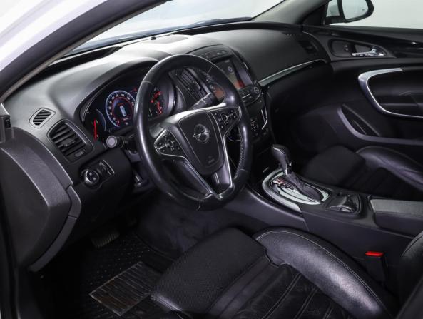 Opel Insignia I Рестайлинг с пробегом 2014 года, цена 1 136 100 рублей, 138343 км, седан, Автокод Объявления
