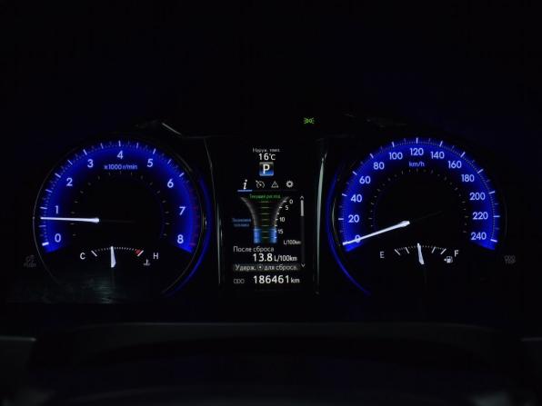 Toyota Camry VII (XV50) Рестайлинг 2 с пробегом 2017 года, цена 2 149 999 рублей, 186460 км, седан, Автокод Объявления