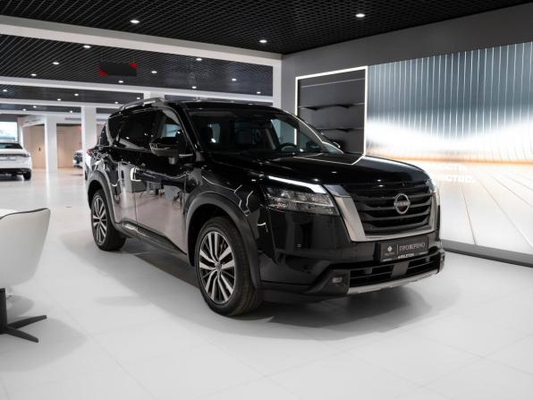 Nissan Pathfinder V с пробегом 2021 года, цена 4 595 000 рублей, 133342 км, внедорожник, Автокод Объявления