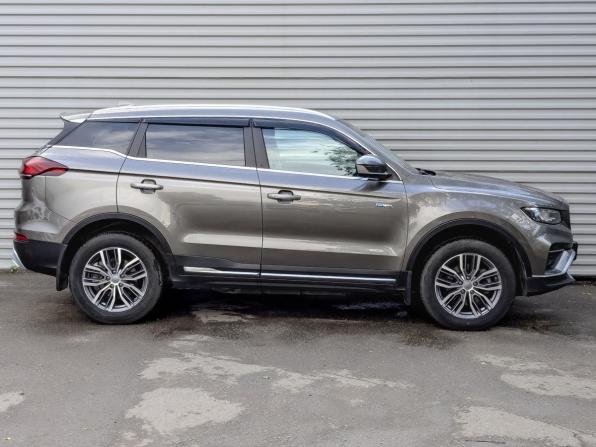 Geely Atlas Pro с пробегом 2023 года, цена 2 175 000 рублей, 40483 км, внедорожник, Автокод Объявления