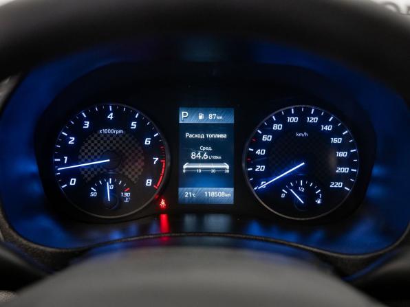 Hyundai Solaris II Рестайлинг с пробегом 2022 года, цена 1 620 000 рублей, 118059 км, седан, Автокод Объявления