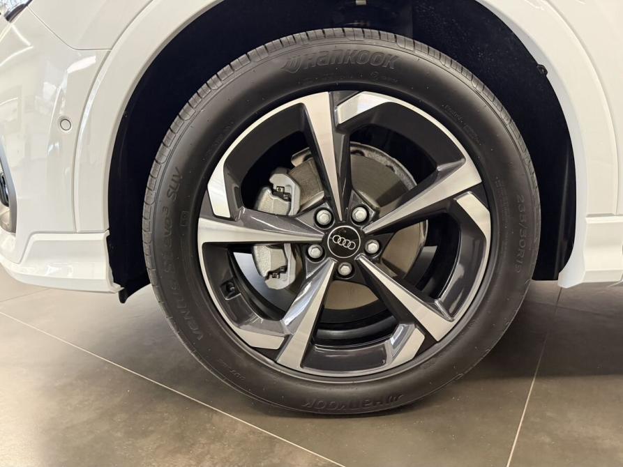 Audi Q3 II (F3) Москва  - изображение 30
