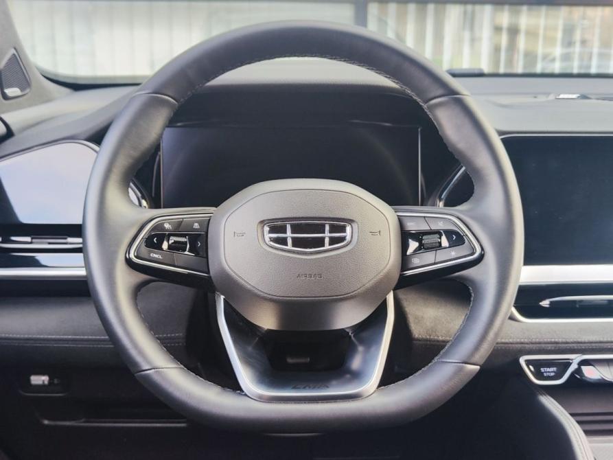 Geely Monjaro I Москва  - изображение 16