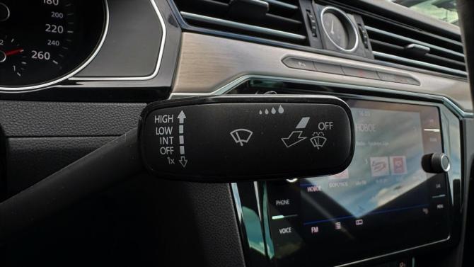 Volkswagen Passat B8 с пробегом 2017 года, цена 2 110 000 рублей, 124764 км, седан, Автокод Объявления