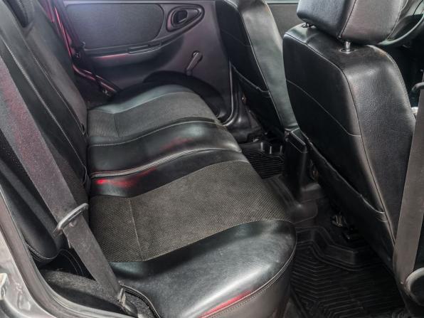 Chevrolet Niva I Рестайлинг с пробегом 2012 года, цена 569 900 рублей, 130000 км, внедорожник, Автокод Объявления