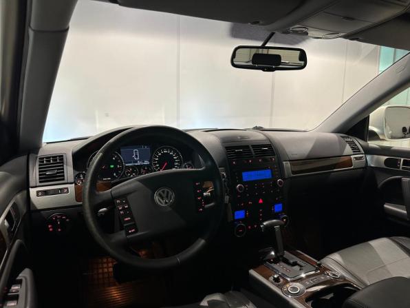 Volkswagen Touareg I Рестайлинг с пробегом 2008 года, цена 1 315 000 рублей, 165000 км, внедорожник, Автокод Объявления