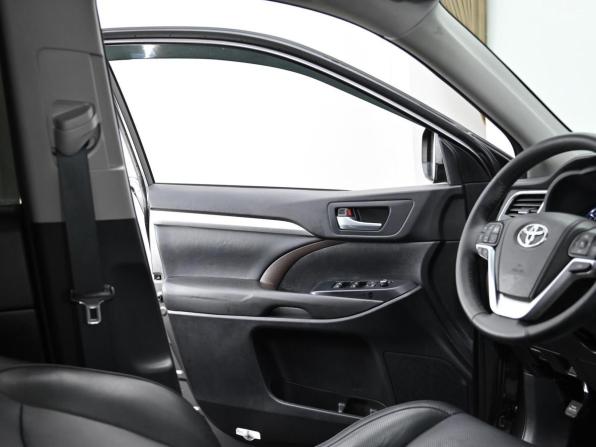 Toyota Highlander III (XU50) с пробегом 2015 года, цена 2 299 000 рублей, 129000 км, внедорожник, Автокод Объявления