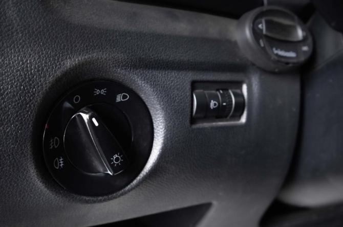 Skoda Roomster I Рестайлинг с пробегом 2013 года, цена 829 000 рублей, 168000 км, компактвэн, Автокод Объявления