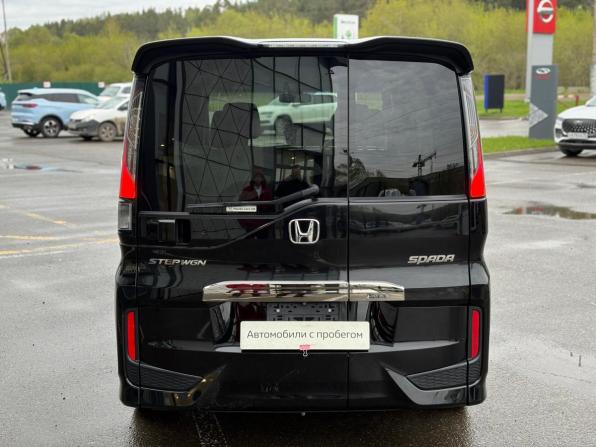 Honda Stepwgn V с пробегом 2015 года, цена 1 799 000 рублей, 156454 км, минивэн, Автокод Объявления