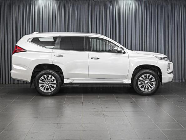 Mitsubishi Pajero Sport III Рестайлинг с пробегом 2021 года, цена 3 450 111 рублей, 60229 км, внедорожник, Автокод Объявления