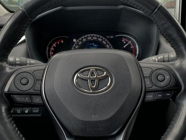Toyota RAV4 V (XA50) с пробегом 2020 года, цена 3 999 000 рублей, 53500 км, внедорожник, Автокод Объявления