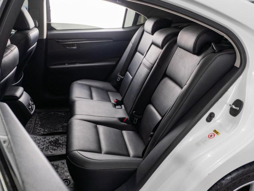 Lexus ES VI Тюмень  - изображение 12