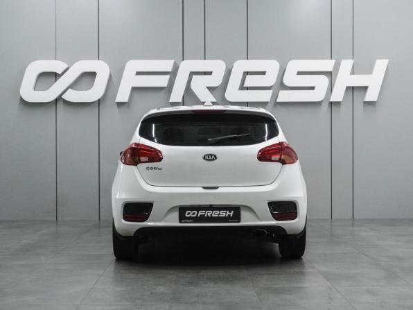 Kia Ceed II Рестайлинг с пробегом 2017 года, цена 1 297 000 рублей, 171853 км, хэтчбек, Автокод Объявления