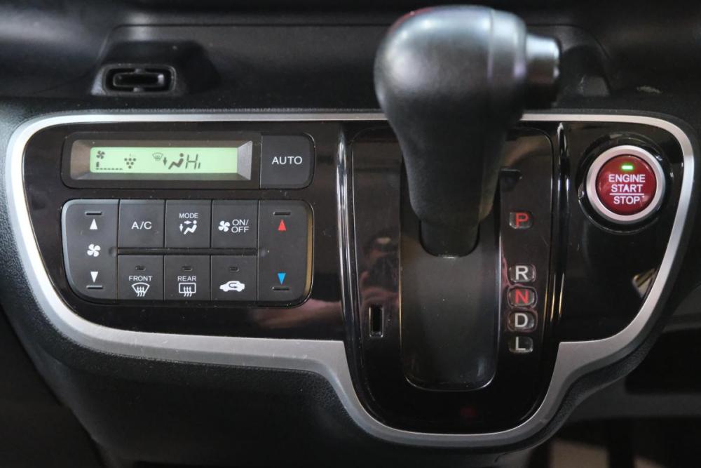 Honda N-BOX I Омск  - изображение 14