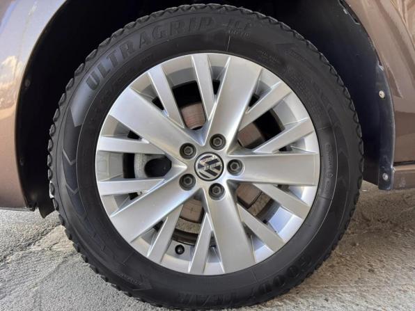 Volkswagen Polo V с пробегом 2014 года, цена 900 000 рублей, 288997 км, седан, Автокод Объявления