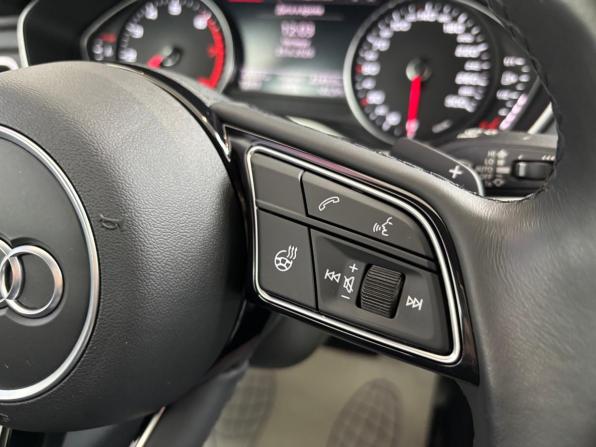 Audi A4 V (B9) Рестайлинг с пробегом 2021 года, цена 3 130 000 рублей, 47056 км, седан, Автокод Объявления