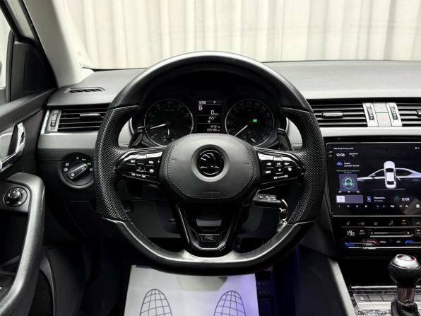 Skoda Octavia III (A7) с пробегом 2015 года, цена 1 399 000 рублей, 223000 км, лифтбек, Автокод Объявления