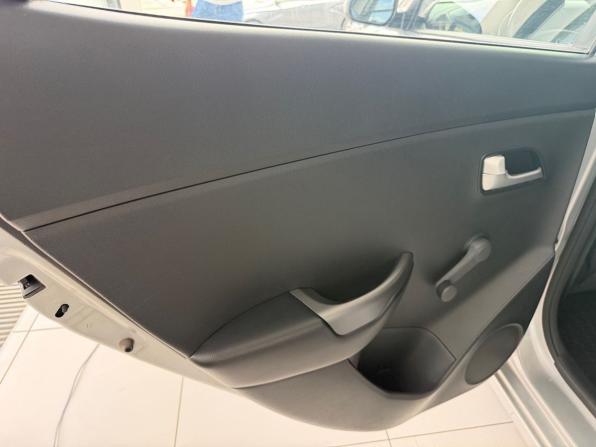 Kia Rio III Рестайлинг с пробегом 2017 года, цена 1 315 000 рублей, 83470 км, седан, Автокод Объявления