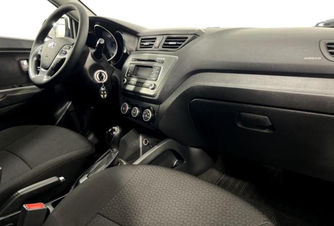 Kia Rio IV с пробегом 2017 года, цена 1 300 000 рублей, 88363 км, седан, Автокод Объявления