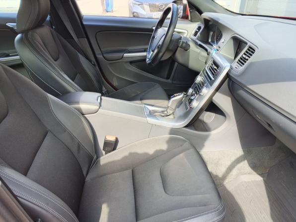 Volvo S60 II Рестайлинг с пробегом 2017 года, цена 1 850 000 рублей, 34470 км, седан, Автокод Объявления