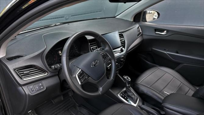 Hyundai Solaris II Рестайлинг с пробегом 2021 года, цена 1 895 000 рублей, 52097 км, седан, Автокод Объявления