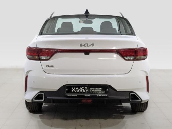Kia Rio IV Рестайлинг с пробегом 2021 года, цена 1 650 000 рублей, 68826 км, седан, Автокод Объявления