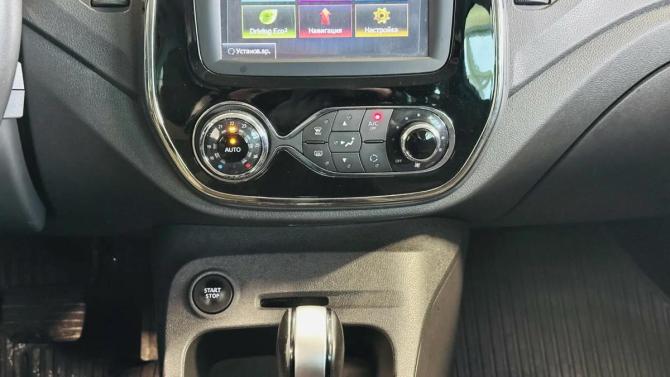 Renault Kaptur I с пробегом 2018 года, цена 1 625 000 рублей, 72000 км, внедорожник, Автокод Объявления