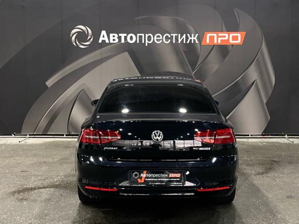 Volkswagen Passat B8 с пробегом 2016 года, цена 1 599 000 рублей, 208515 км, седан, Автокод Объявления