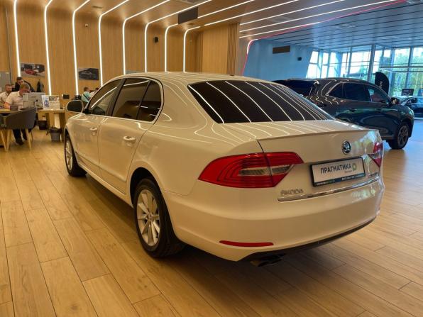 Skoda Superb II Рестайлинг с пробегом 2014 года, цена 1 179 000 рублей, 194000 км, лифтбек, Автокод Объявления