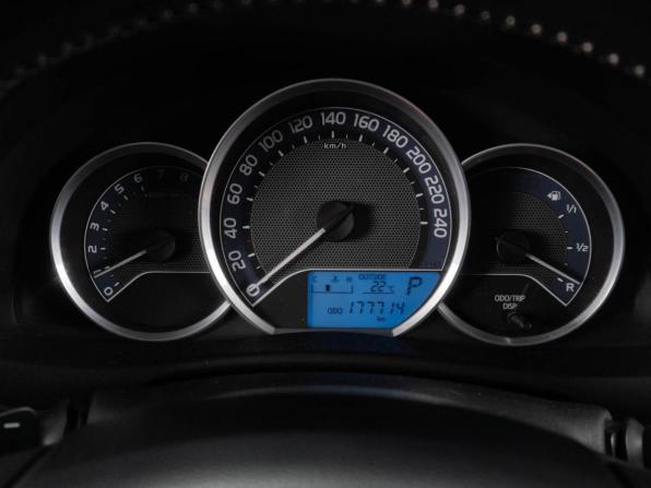 Toyota Auris II с пробегом 2013 года, цена 1 150 000 рублей, 177714 км, хэтчбек, Автокод Объявления