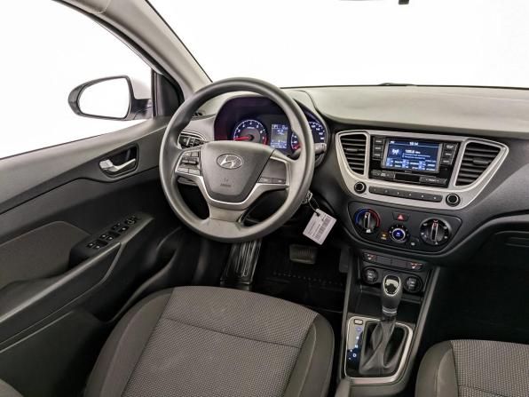 Hyundai Solaris II Рестайлинг с пробегом 2022 года, цена 1 640 000 рублей, 70359 км, седан, Автокод Объявления