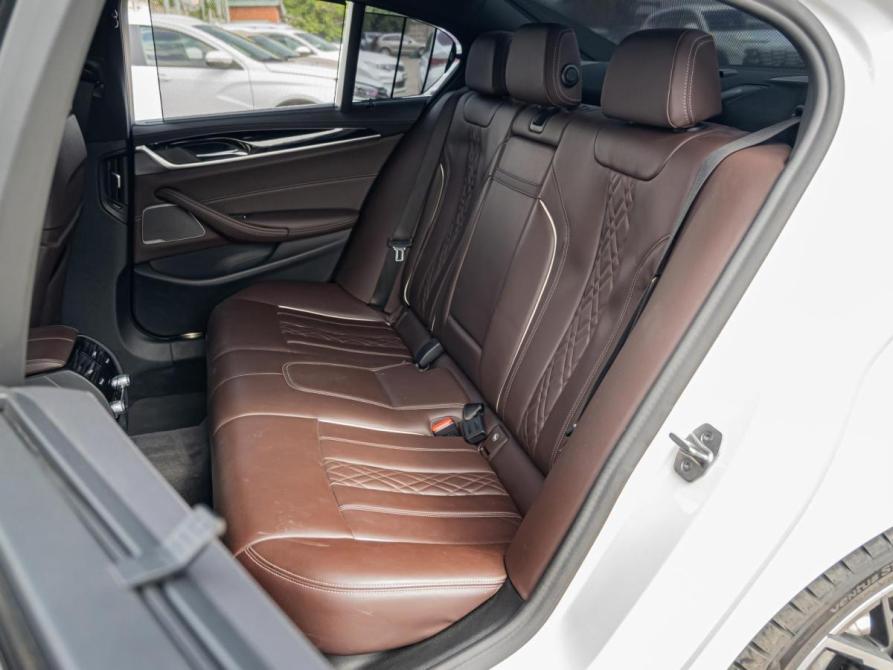 BMW 5 серии VII (G30/G31/G38) Рестайлинг Краснодар  - изображение 9